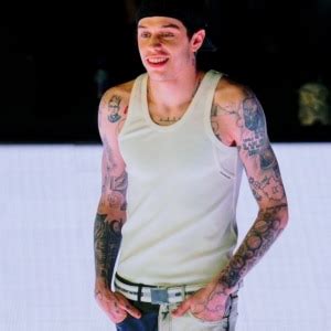 Pete Davidson Nude Pics, Bulging Penis & NSFW Videos!